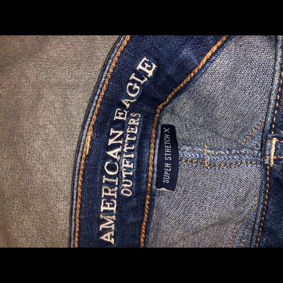 Used Womens Ripped American Eagle Jeans - Picture 3 of 4